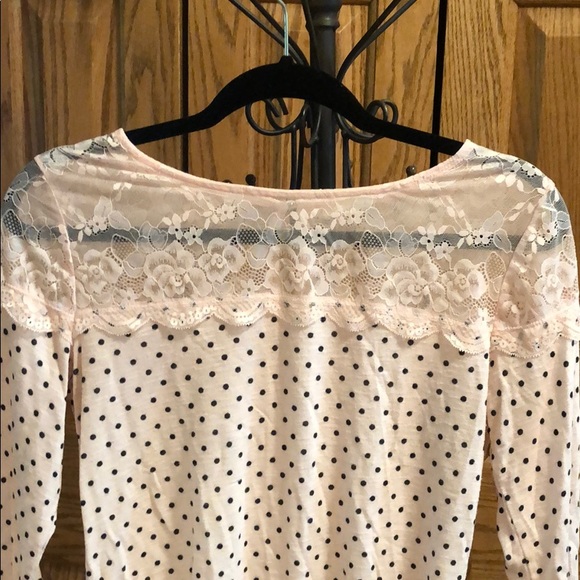 Top - Picture 2 of 4